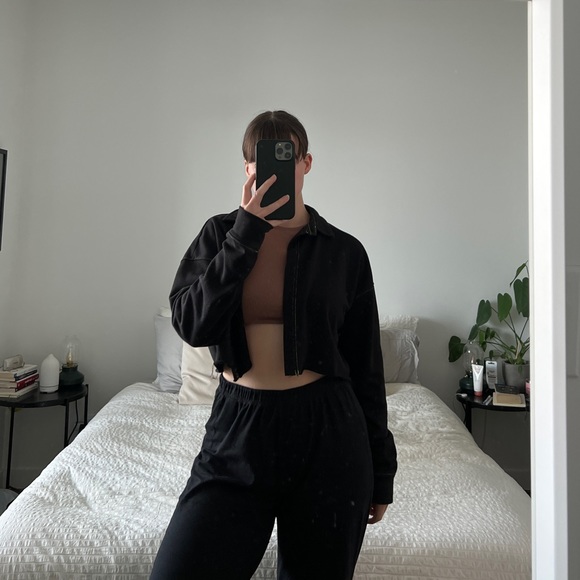 cropped black contrast stich cardigan - Picture 1 of 5